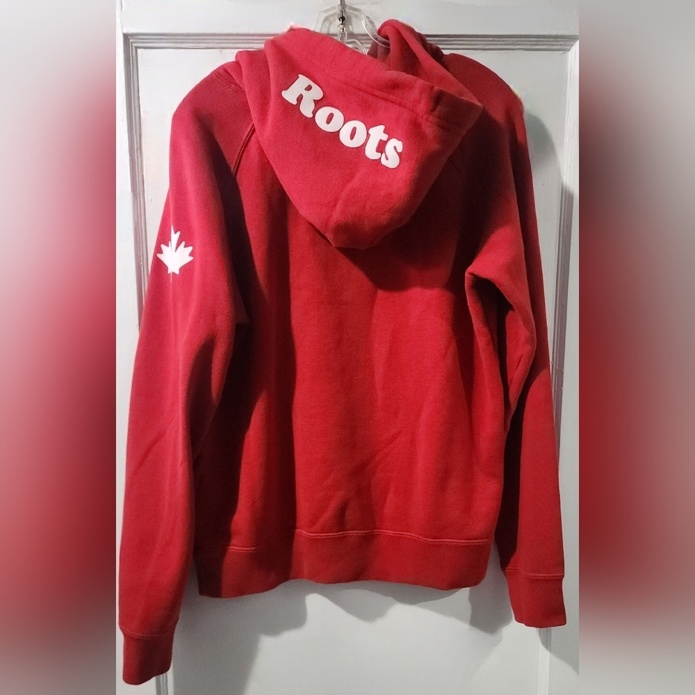 Roots Red Canada Logo Hoodie Sweater - Women in size:M - Picture 8 of 9